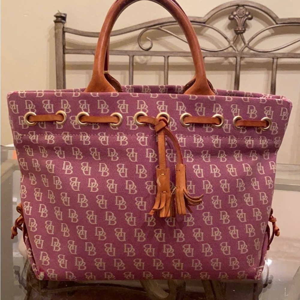Dooney and Bourke handbag